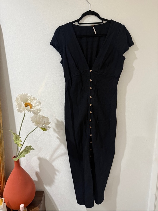 Free People Dresses & Skirts - Free People Black Button-Front Midi Dress